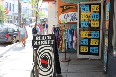 Åä·ÐÅä_¸ÀÁý_¿ÊÁý_ºóƼÁö_vintage_black_marcket_ºí·¢¸¶ÄÏ_Åä·ÐÅäºí·¢¸¶ÄÏ_black_marcket_toronto_Thai_rest_(.jpg